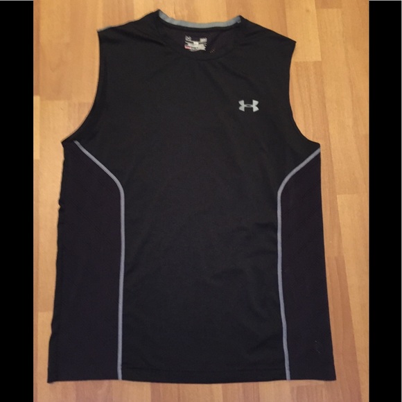 Men’s Under Armour tank chevron style pattern